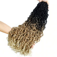 Load image into Gallery viewer, Wavy Faux Locks Crochet Hair